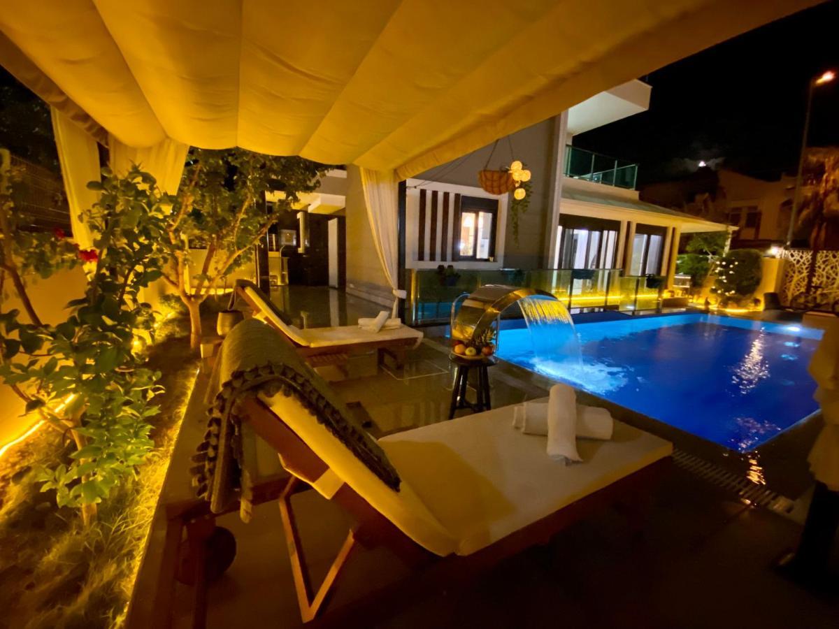 Villa Annabèll1 Havuzlu Jakuzili Triplex Lux villa Belek Esterno foto