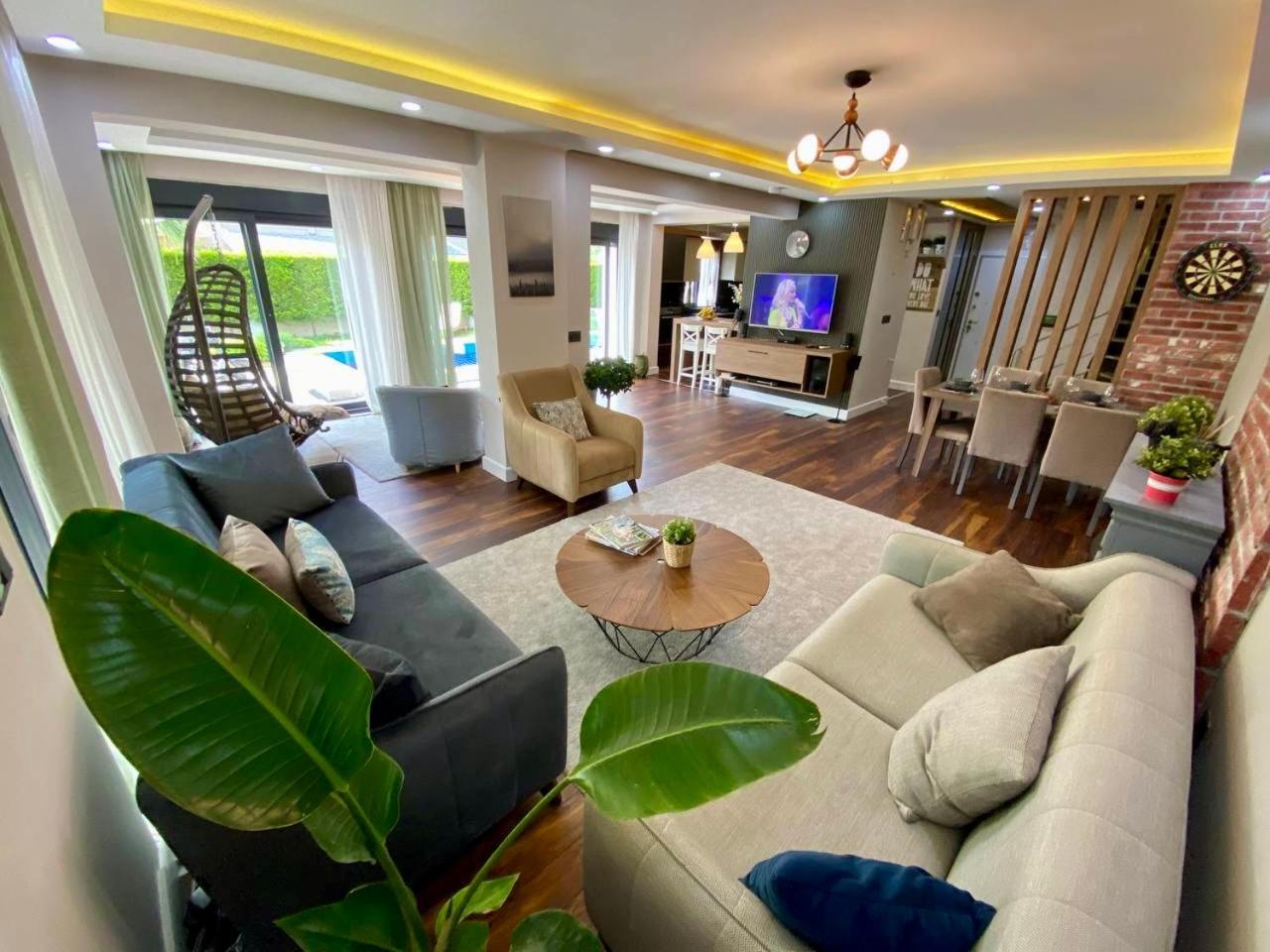Villa Annabèll1 Havuzlu Jakuzili Triplex Lux villa Belek Esterno foto