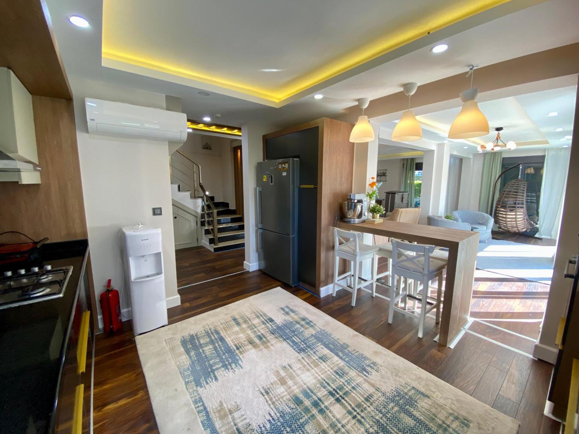 Villa Annabèll1 Havuzlu Jakuzili Triplex Lux villa Belek Esterno foto