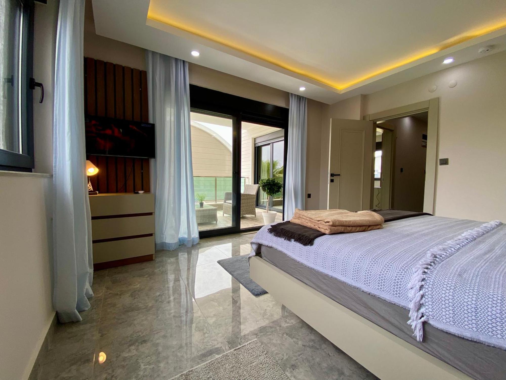 Villa Annabèll1 Havuzlu Jakuzili Triplex Lux villa Belek Esterno foto