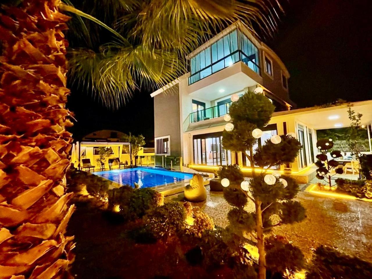 Villa Annabèll1 Havuzlu Jakuzili Triplex Lux villa Belek Esterno foto