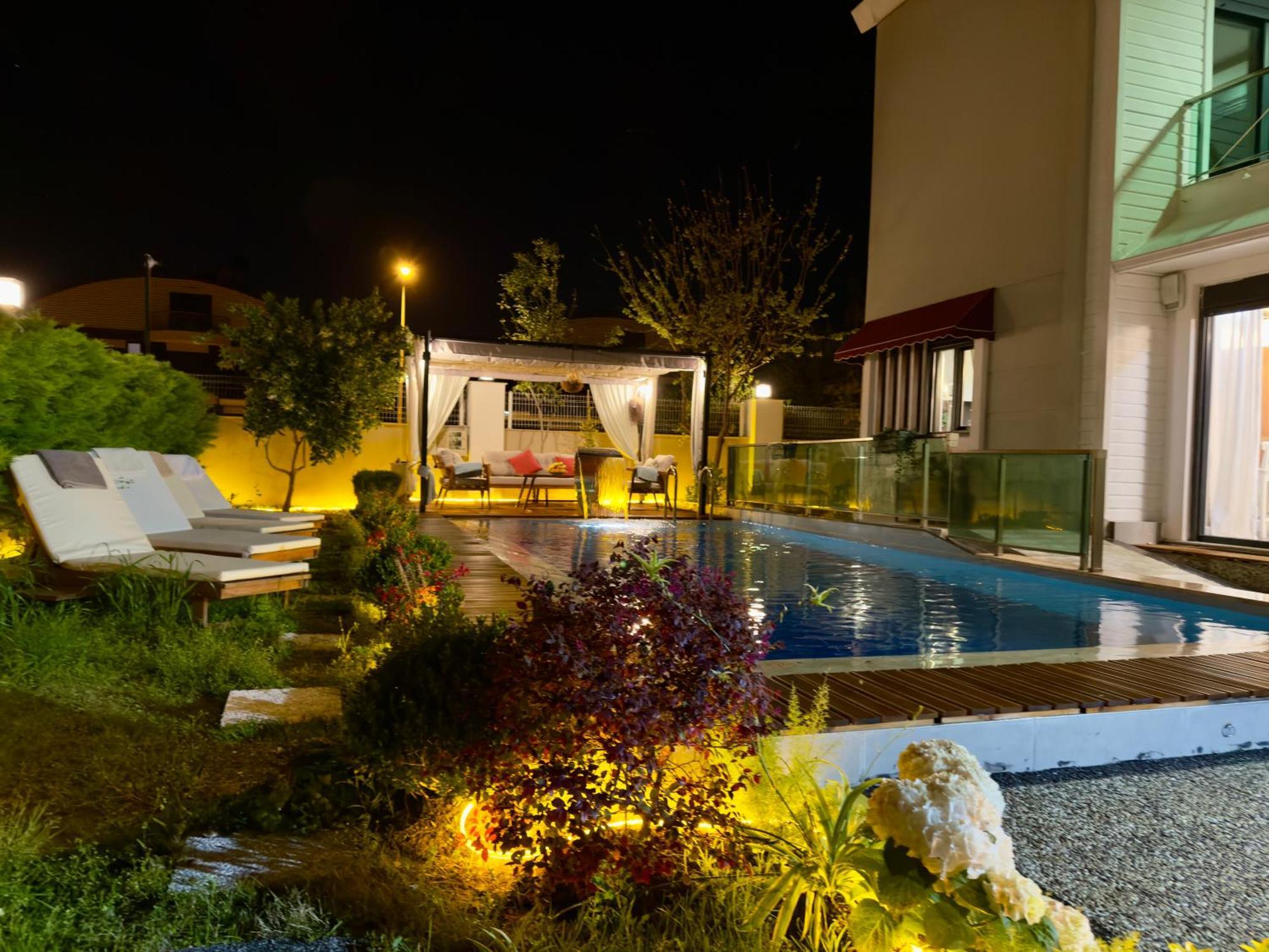 Villa Annabèll1 Havuzlu Jakuzili Triplex Lux villa Belek Esterno foto